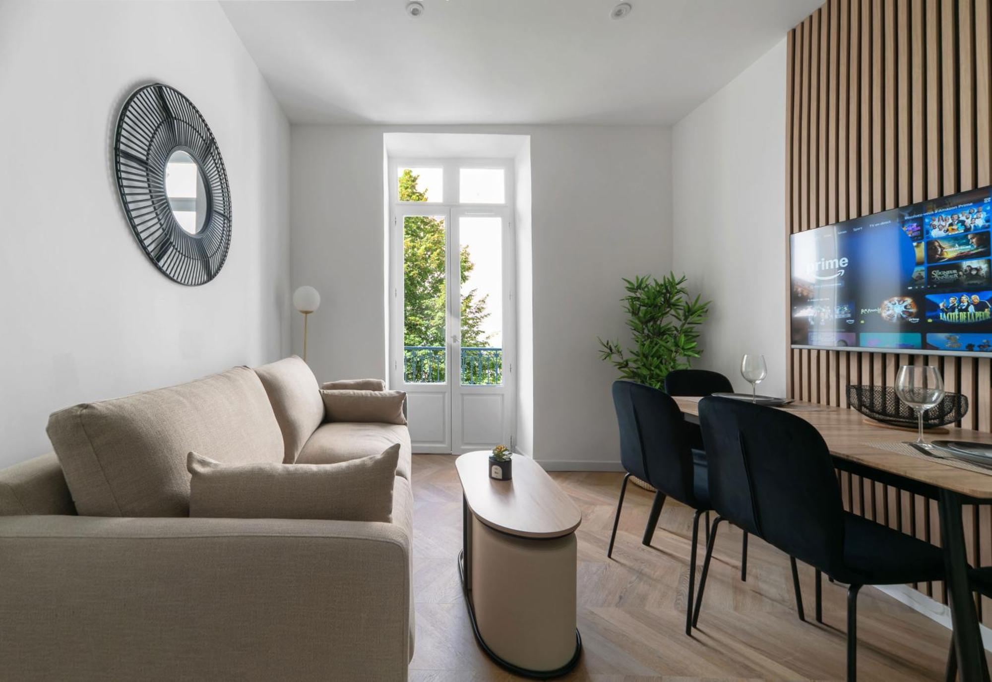 Residence Serbie - Appartements Design Et Climatises En Centre Ville Vichy Exterior photo